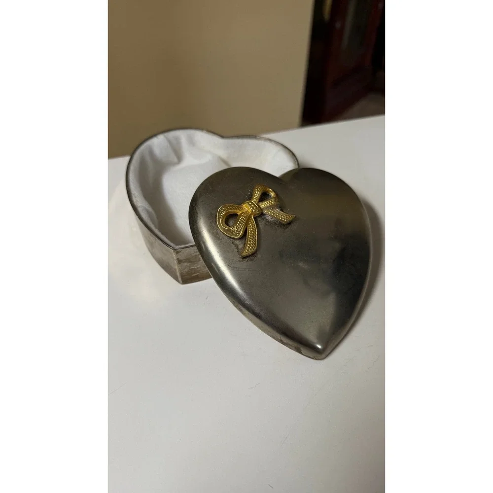 Silver Plated Heart Shaped Golden Bow Jewelry Trinket Box with white lining